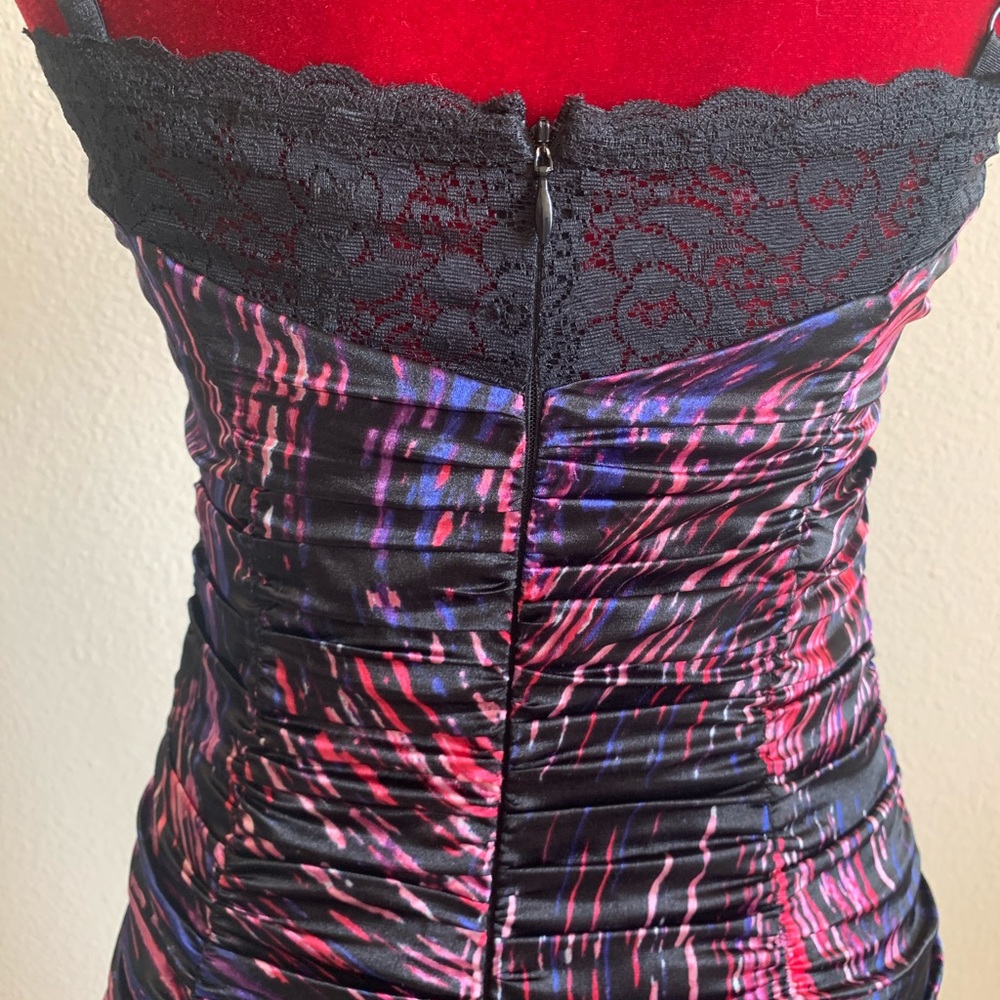 GUESS Purple Multi-Color Ruched Bodycon Dress - Picture 6 of 11